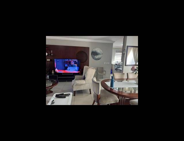 3 BEDROOM HOUSE FOR SALE IN SOUTH CREST